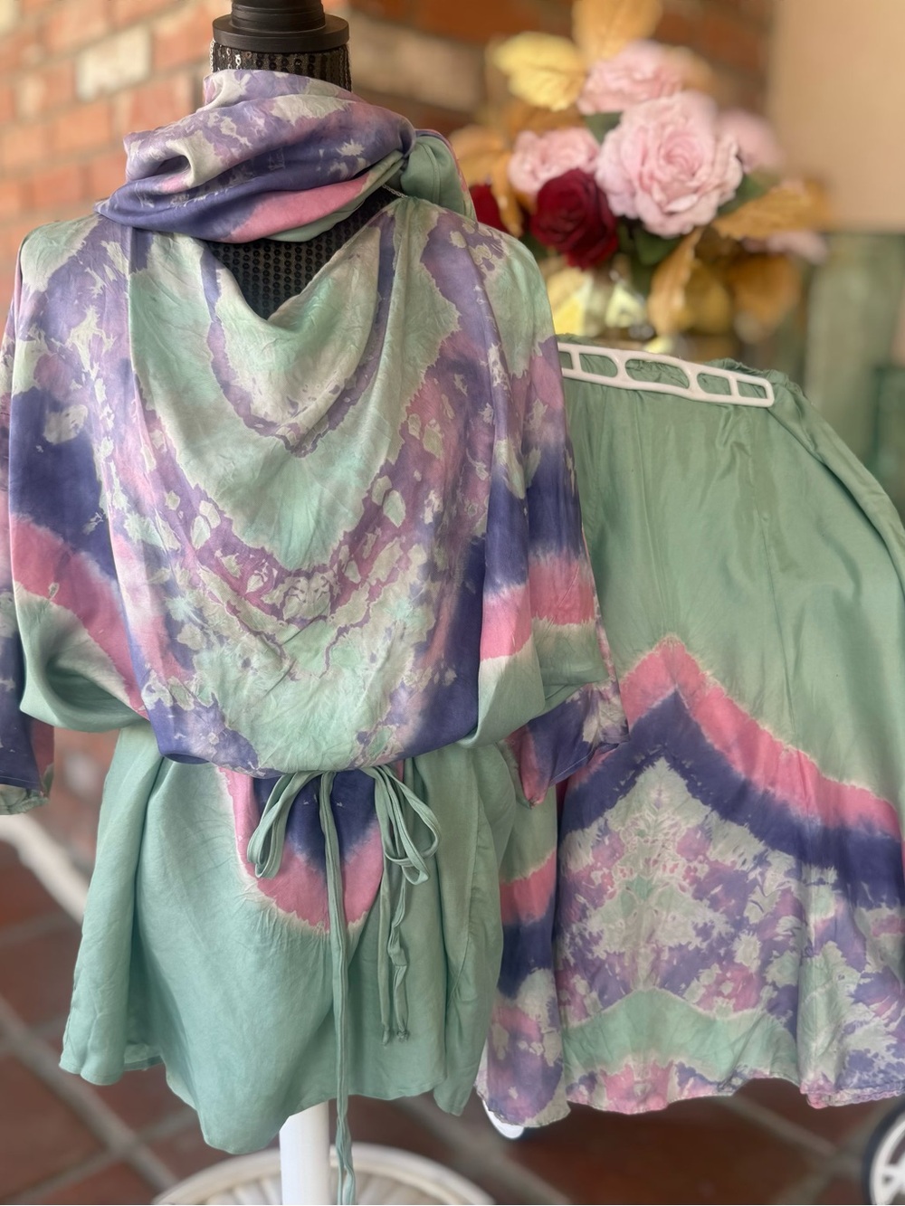 Vintage Carole Dolighan Silk 4-Piece Set Skirt Top Scarf Tie Dye Boho
